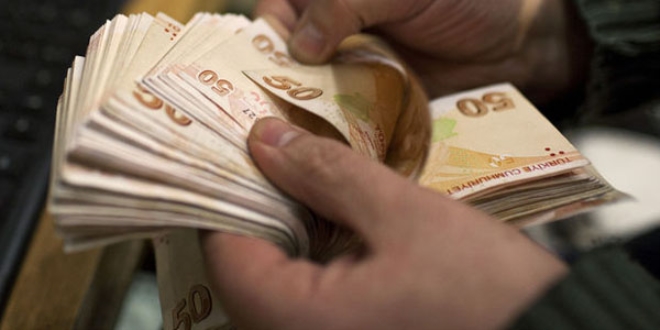 Maliyeden temiz kağıdı almanın faturası 1.425 lira