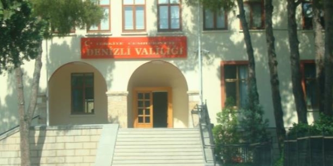 Denizli'de 2 vali yardmcs ile 1 kaymakam tutukland