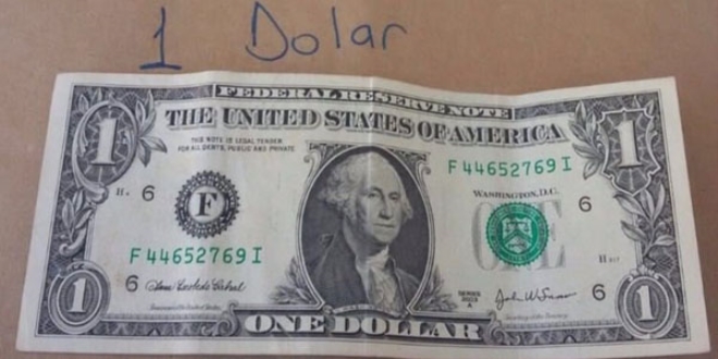 İzmir'de üst düzey subayların da odasında 1 dolar çıktı