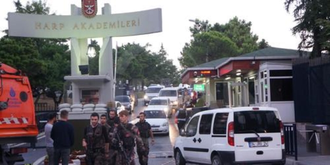 Harp Akademilerinde 40 kişi gözaltına alındı