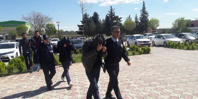 Afyonkarahisar'da adliyeye sevk edilen 7 kişiden 6'sı tutuklandı