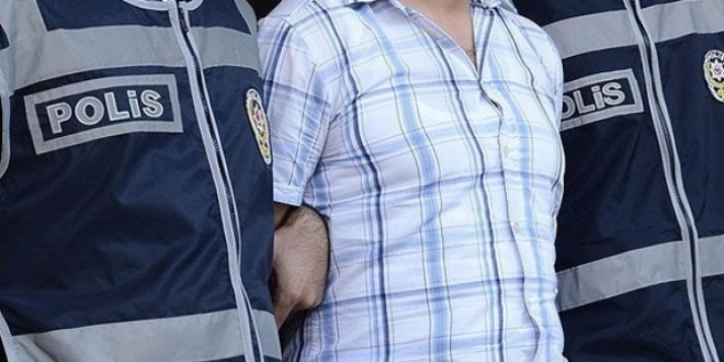 Manisa'da bir vali yardımcısı gözaltına alındı