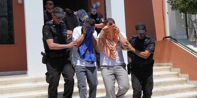 Darbeci askerlerin iltica mülakatları yarın yapılacak