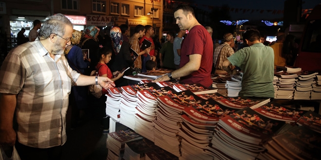 AA'nın hazırladığı darbe girişimi kitabına yoğun ilgi