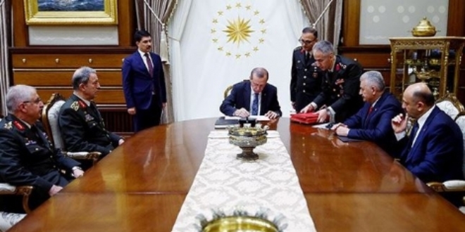 'Astsubay, General oldu' haberi doğru değil