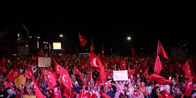 Halkal Meydan '15 Temmuz eref Meydan' oluyor