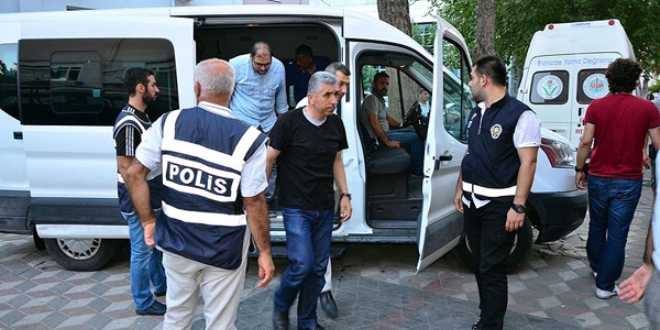 Aksaray'da gzaltna alnan 11 avukattan 8'i tutukland, 3' serbest brakld