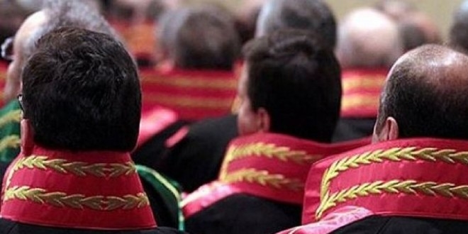 Yakalama kararı olan ve Çerkezköy'de teslim olan 2 hakimden 1'i tutuklandı