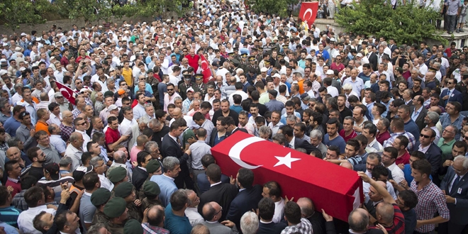Şehit Uzman Çavuş Erkut, son yolculuğuna uğurlandı
