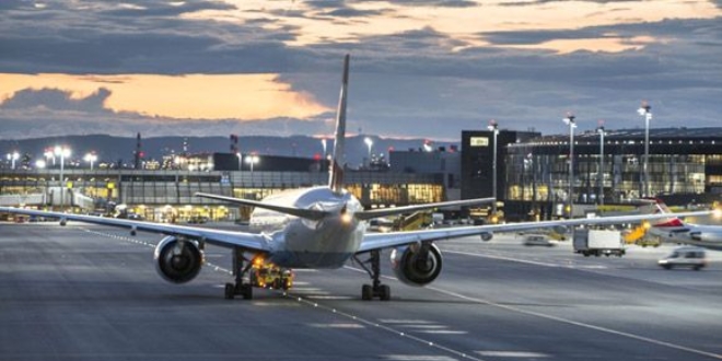 Viyana'da havalimanndaki Trkiye kart haber kaldrld
