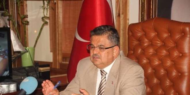 'T.C.'nin vücudundaki hastalık temizlenmeye başlandı'
