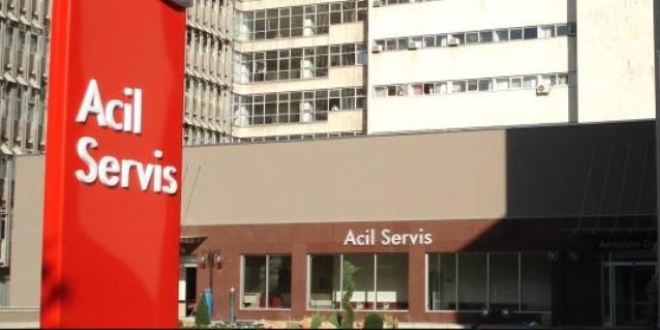 Darbe girişiminde yaralanan polis, hastanede şehit oldu