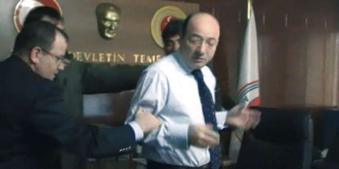 Gözaltına alınan savcı Yazıcı, İstanbul'a sevkedildi