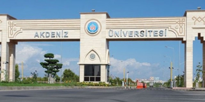 20 akademisyen FETÖ'cü diye yanlışlıkla gözaltına alındı