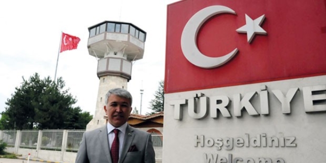 Başmüfettişliğe alınan bölge müdürü teslim oldu