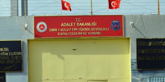 İzmir Cezaevlerinde görevli 38 kişi açığa alındı