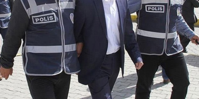 Diyarbakır'ın Ergani ilçesinde 6 öğretmen tutuklandı