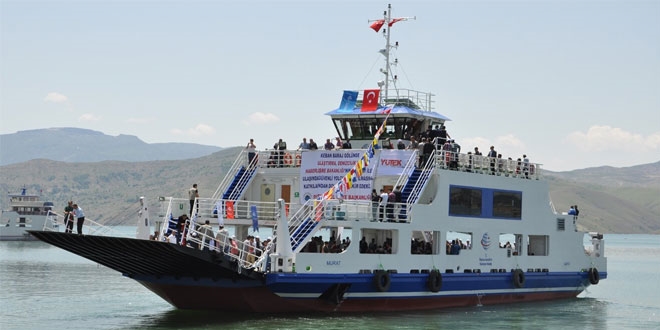 Feribotların anahtarına el konulunca plan boşa çıktı