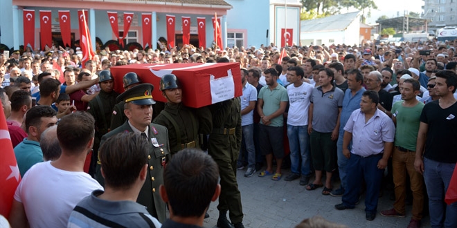Şehit Uzman Onbaşı Dolma, son yolculuğuna uğurlandı