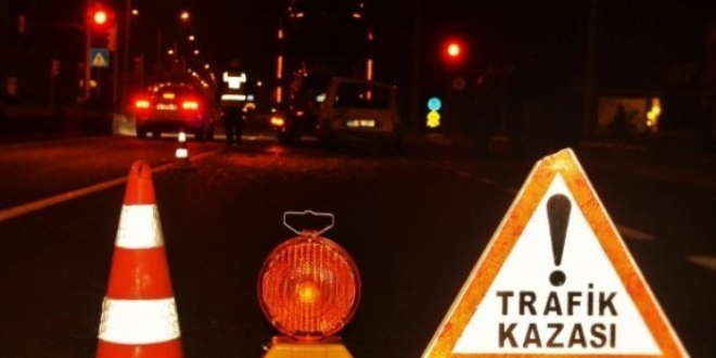 Erzincan'da trafik kazaları: 1 ölü, 7 yaralı