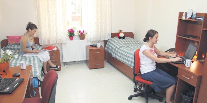 Artık Devlet yurtlarında barınamayacaklar