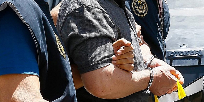 Kahramanmaraşta, bir yarbay ve bir teğmen gözaltına alındı