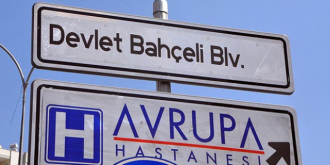Adana'da Kenan Evren Bulvarı'nın adı, Devlet Bahçeli Bulvarı oldu