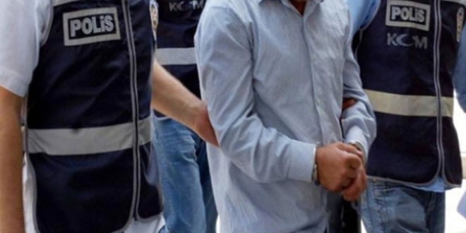 Malatya'da 1 polis tutuklandı