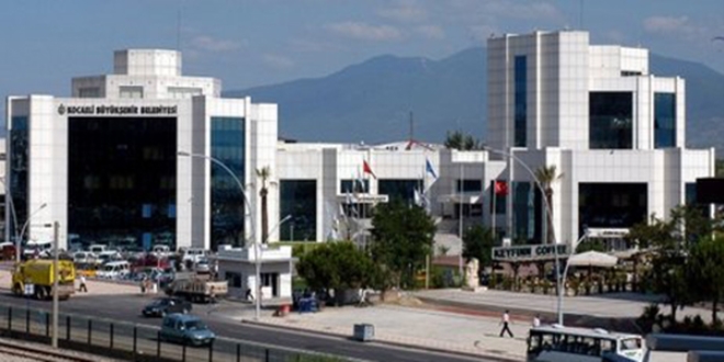 Kocaeli Büyükşehir Belediyesi'nde 42 memur açığa alındı