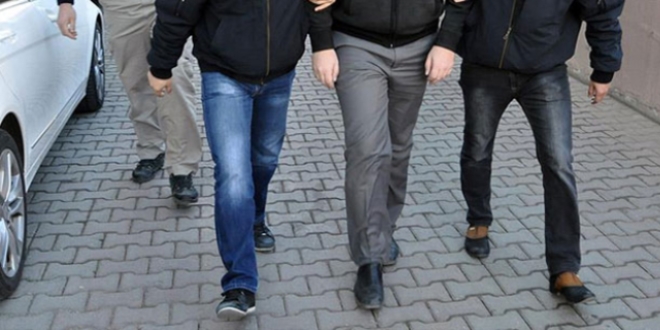 Samsun'da 2 öğretmen tutuklandı