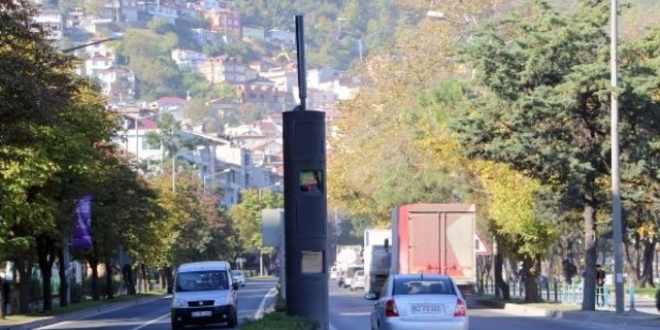 3 saatte bin 25 TL trafik cezası yedi
