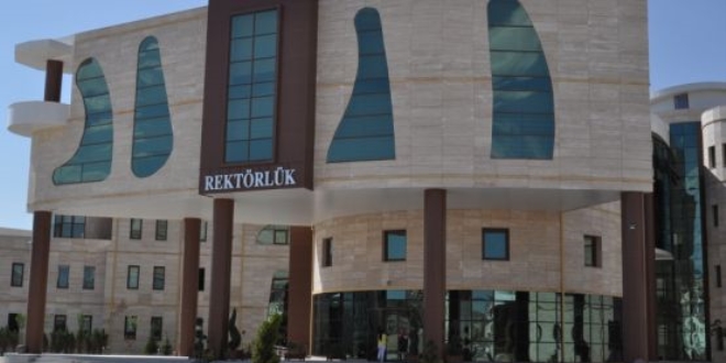 Hacıbektaş Veli Üniversitesinde görev yapan 3 kişi tutuklandı