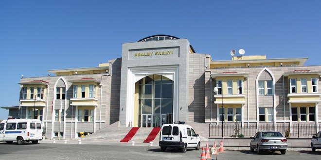 Ankara'da gözaltına alınan 11 kamu görevlisi tutuklandı