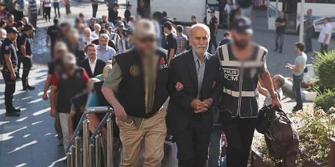 Bursa eski Valisi ve 19 kişi adliye sevk edildi