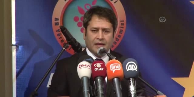'AB'ye tam üyelik konusunda son derece kararlıyız'