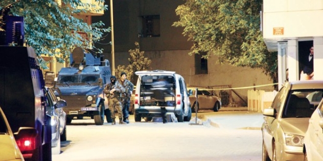 Bingöl'de açığa alınan Vali Yardımcısı, gözaltına alındı