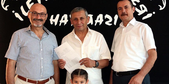 Hayalindeki üniversiteyi 60 yaşında kazandı