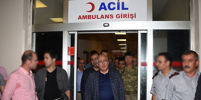 Şanlıurfa'da yaralanan 3 polisin hayati tehlikesi, bulunmuyor