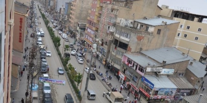 Yüksekova'ya 5 bin 400 aile döndü