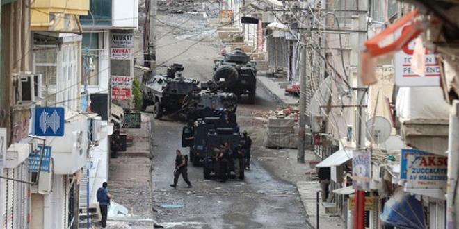 Nusaybin'deki sokaa kma yasa saatleri deitirildi