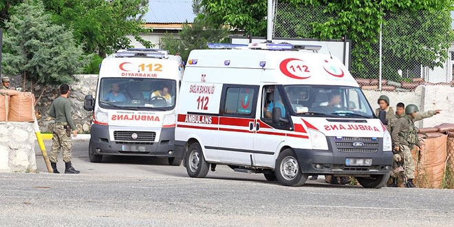 Diyarbakır'daki saldırıda şehit sayısı 5'e yükseldi