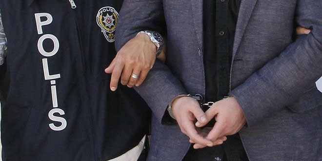 Ankara'da 8 askeri hakim tutuklandı
