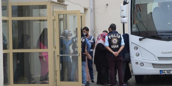 Uşak'ta gözaltına alınan 6 kamu görevlisi tutuklandı