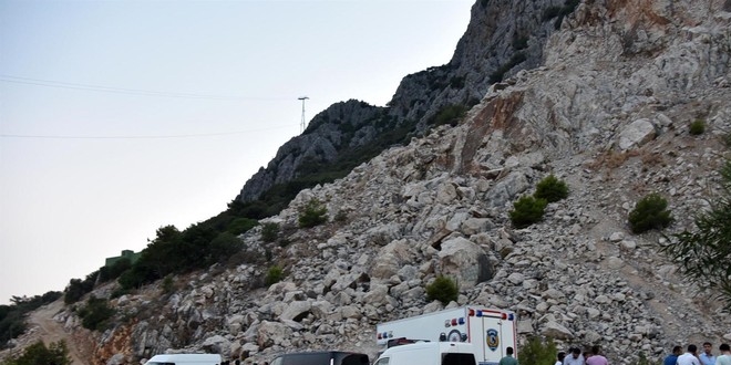 Antalya'da patlama sesi vatandalar korkuttu