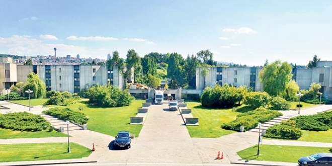 Onarılan Meclise modern sığınak