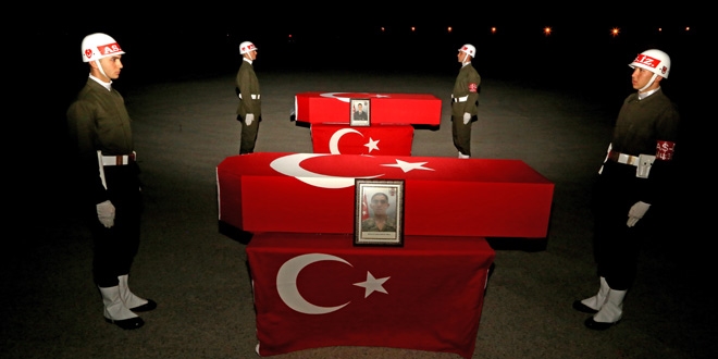 Saldırılarda şehit olan 2 askerin kimliği belirlendi