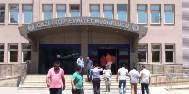Gaziantep'te 44 emniyet personeli tutuklandı