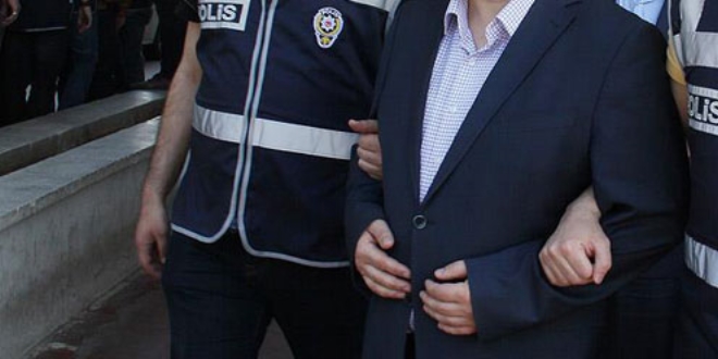 Kırklareli'de, gözaltı olan 4'ü komiser yrd. 7 polis adliyeye sevk edildi