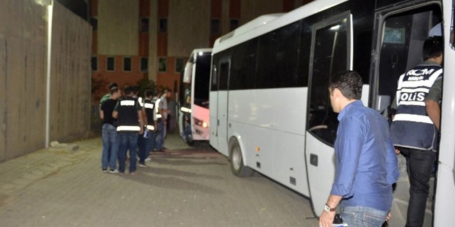 Süleyman Demirel Üniversitesi personeli 9 kişi tutuklandı