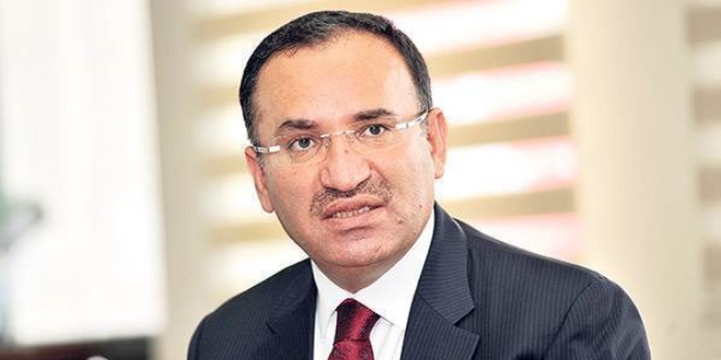 Bekir Bozdağ'dan kabine revizyonuna ilk yorum